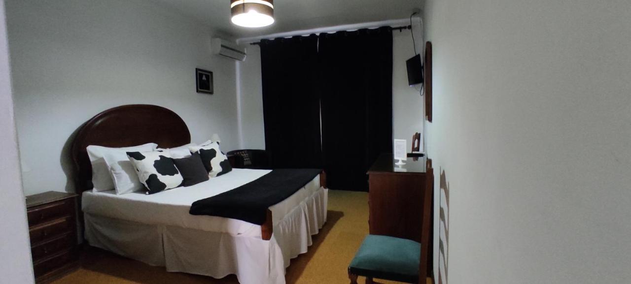 Hotel Residencial Do Rita Em Rio Caldo Geres Exterior foto